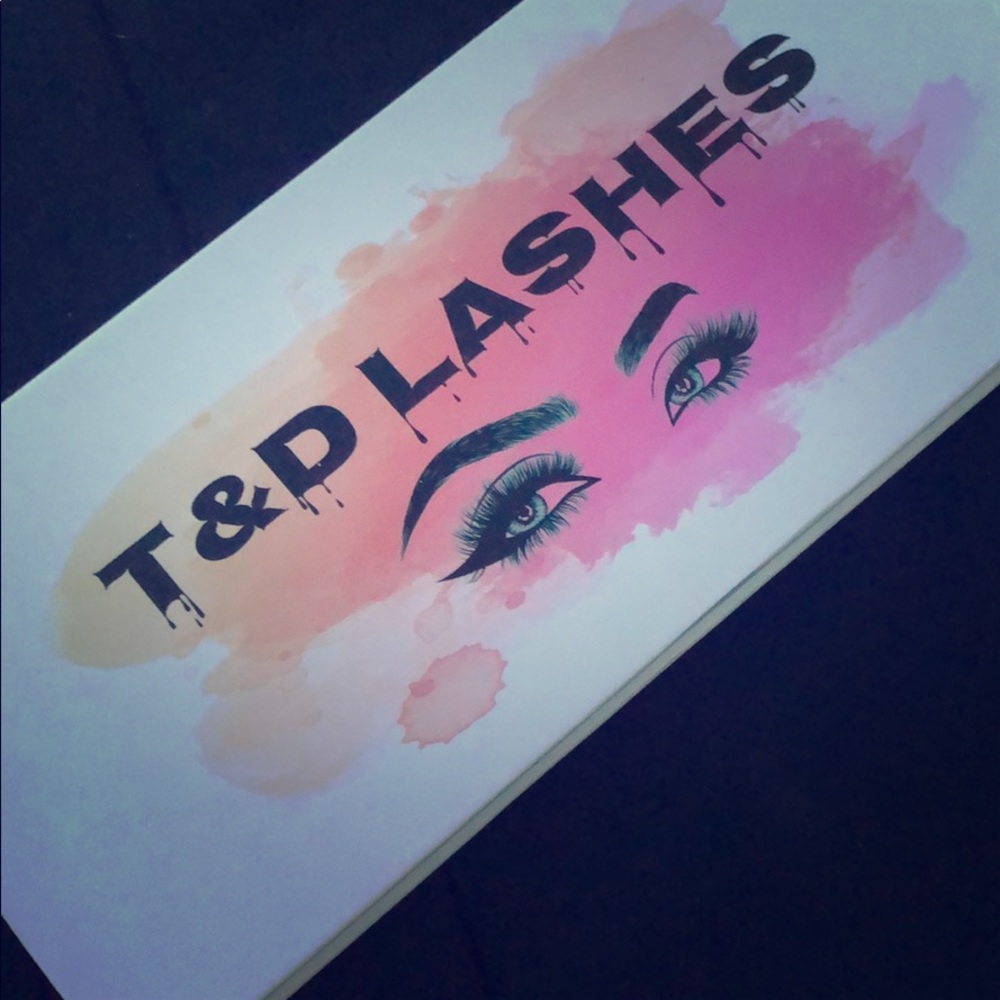 Matte & Glitter Eyeshadow Palette